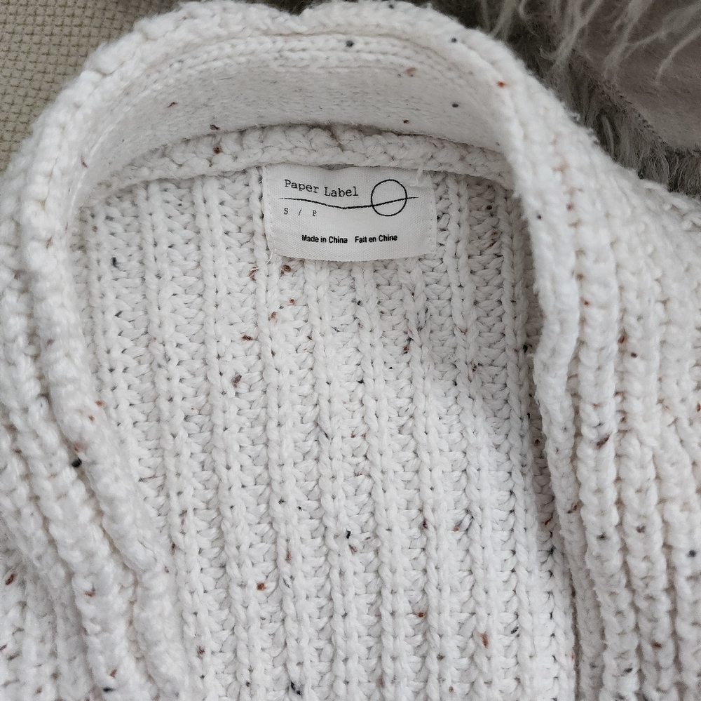 Paper Label Essentialism Blake Wrap Cardigan 🌿 - Picture 2 of 5